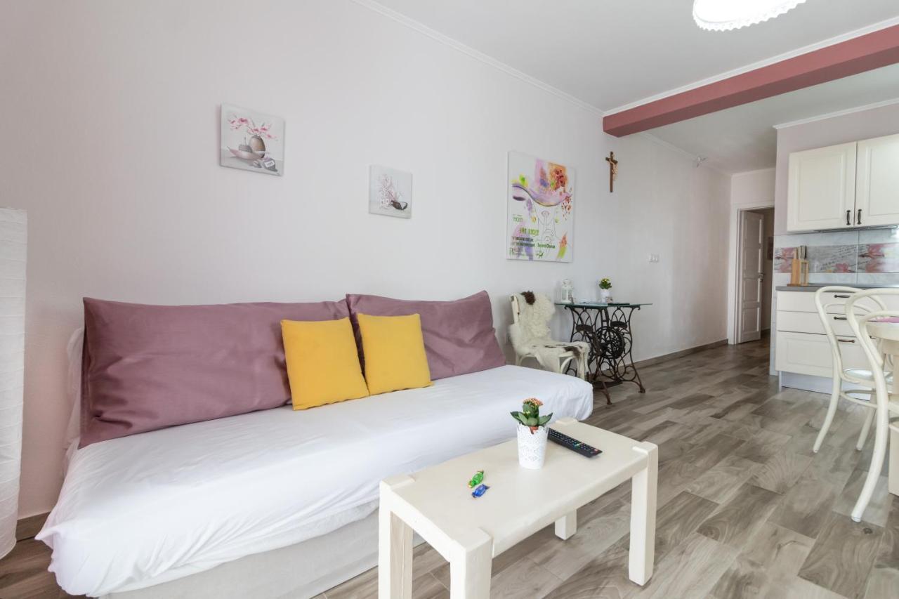 Apartments Vintage Banjol ภายนอก รูปภาพ