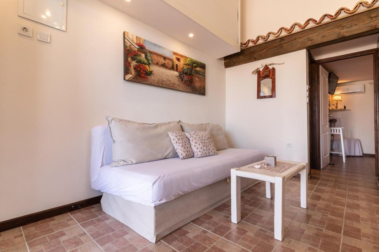 Apartments Vintage Banjol ภายนอก รูปภาพ